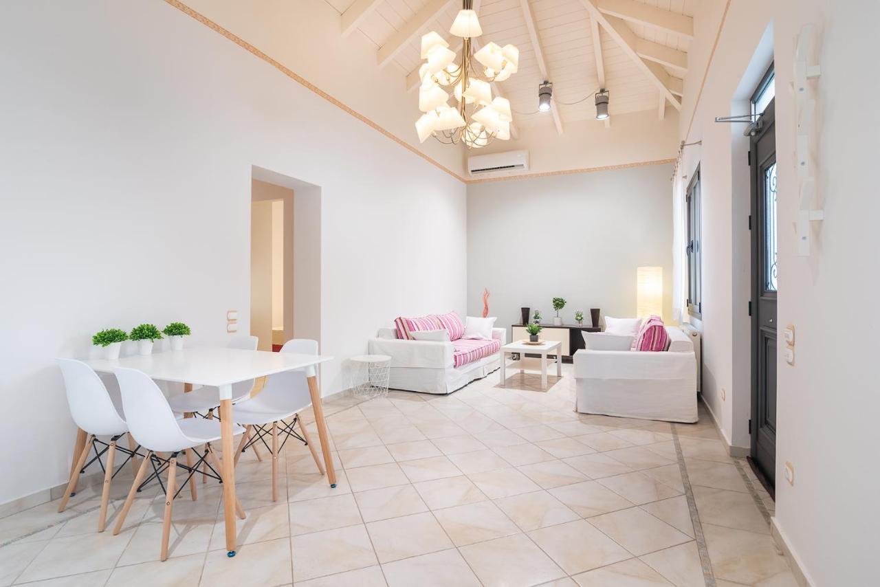 Topalidi'S Home Nea Palatia ภายนอก รูปภาพ